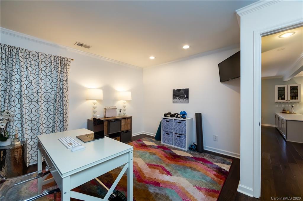 318 Queens Road, Unit 4 Charlotte, NC 28204 - Photo 42 of 48