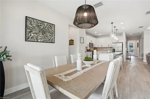 $725,000 | 1866 Amador Court, Naples, FL 34120