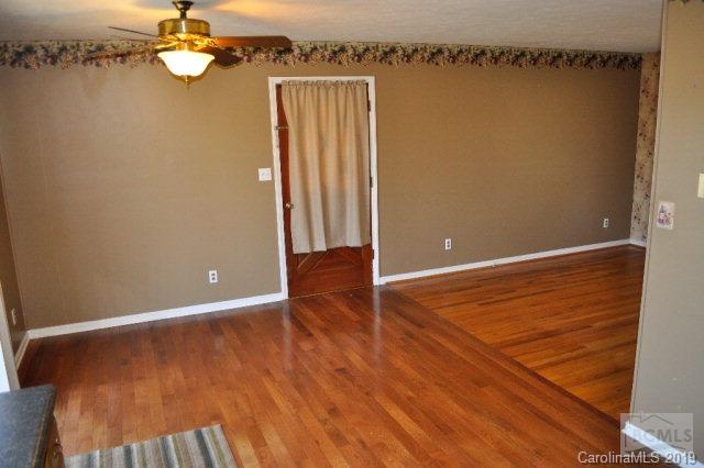 1772 Wesley Road Morganton, NC 28655 - Photo 11 of 19 Gallery Image 11