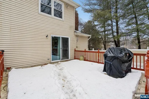 $749,000 | 29 Woodside Drive, Rockaway, NJ 07866