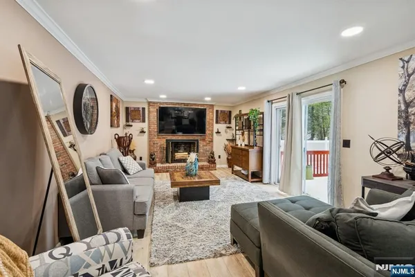 $749,000 | 29 Woodside Drive, Rockaway, NJ 07866