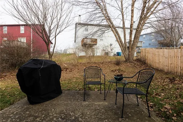 $230,000 | 1836 Chickadee Drive, Liberty, MO 64068