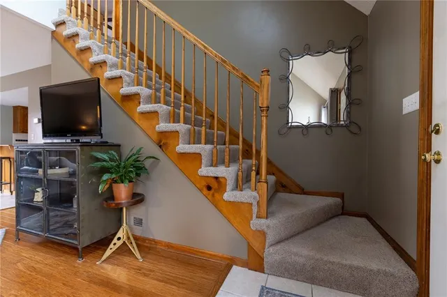 $230,000 | 1836 Chickadee Drive, Liberty, MO 64068