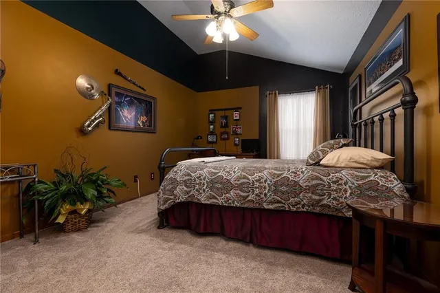 $230,000 | 1836 Chickadee Drive, Liberty, MO 64068