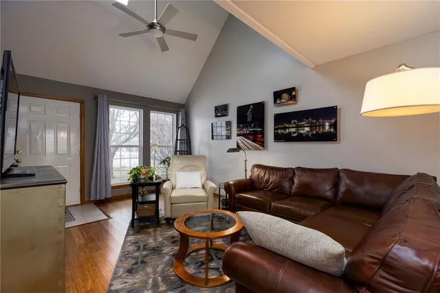 $230,000 | 1836 Chickadee Drive, Liberty, MO 64068