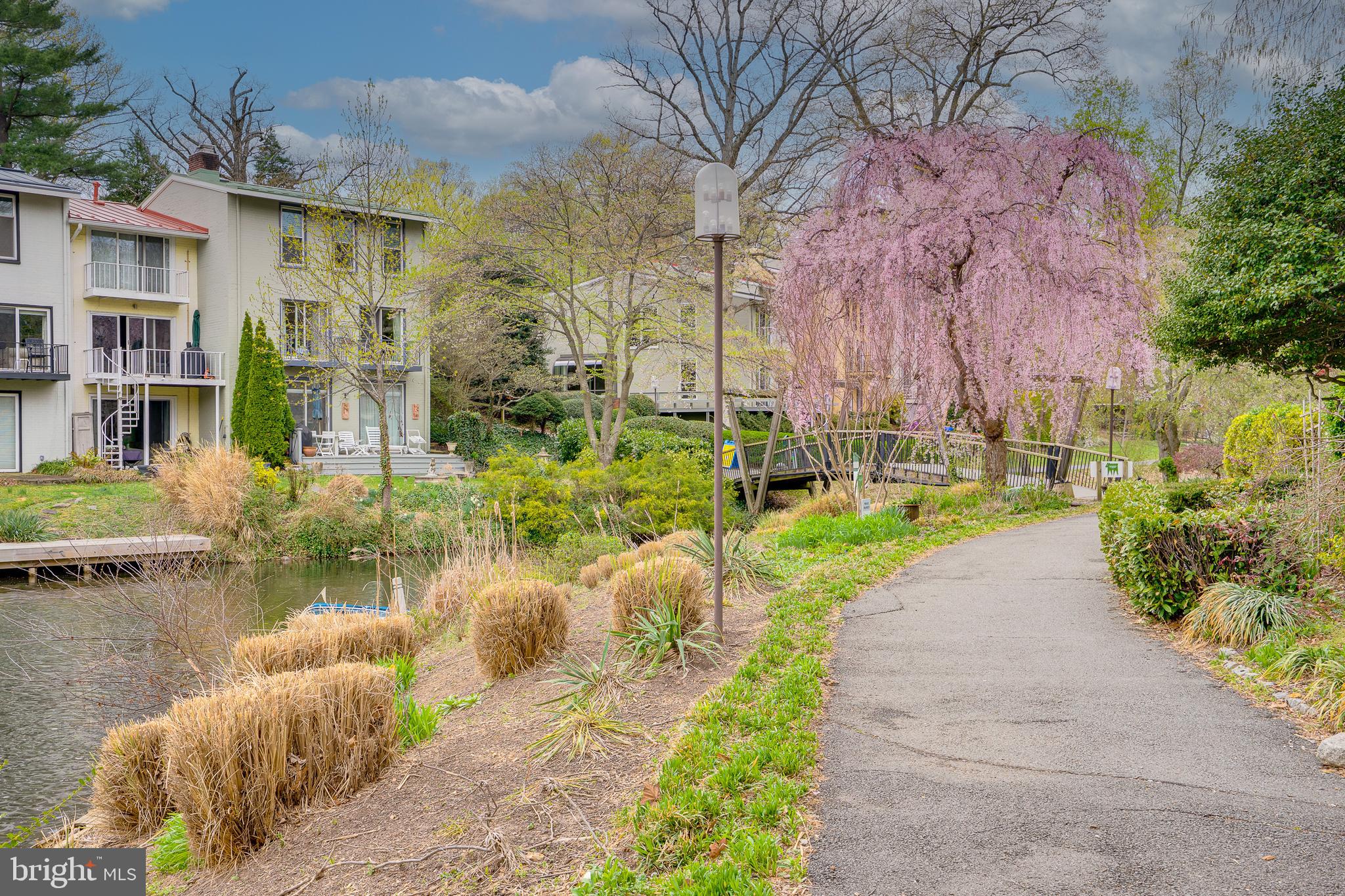 11400 Washington Plaza West, Unit 803 Reston, VA 20190 - Photo 41 of 43 a view of a street with houses on both side