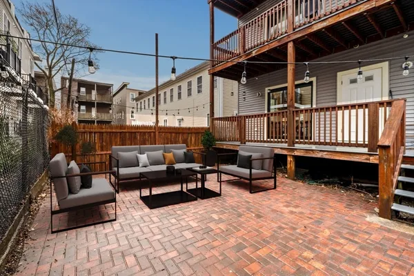 $579,000 | 7 Langford Park, Unit 1, Boston, MA 02119