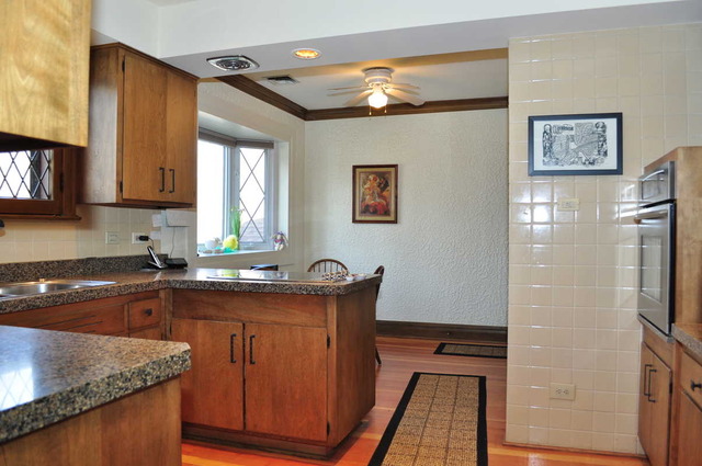 509 Nuttall Road Riverside, IL 60546 - Photo 8 of 21
