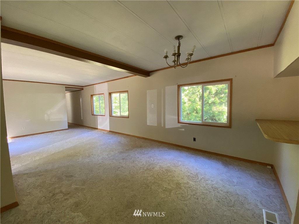 109 Ricky Lane Onalaska, WA 98570 - Photo 5 of 17 Gallery Image 5