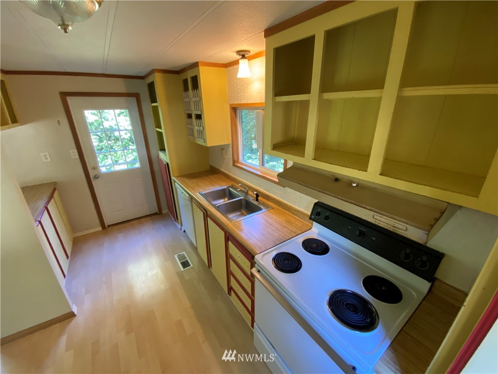 109 Ricky Lane Onalaska, WA 98570 - Photo 8 of 17 Gallery Image 8