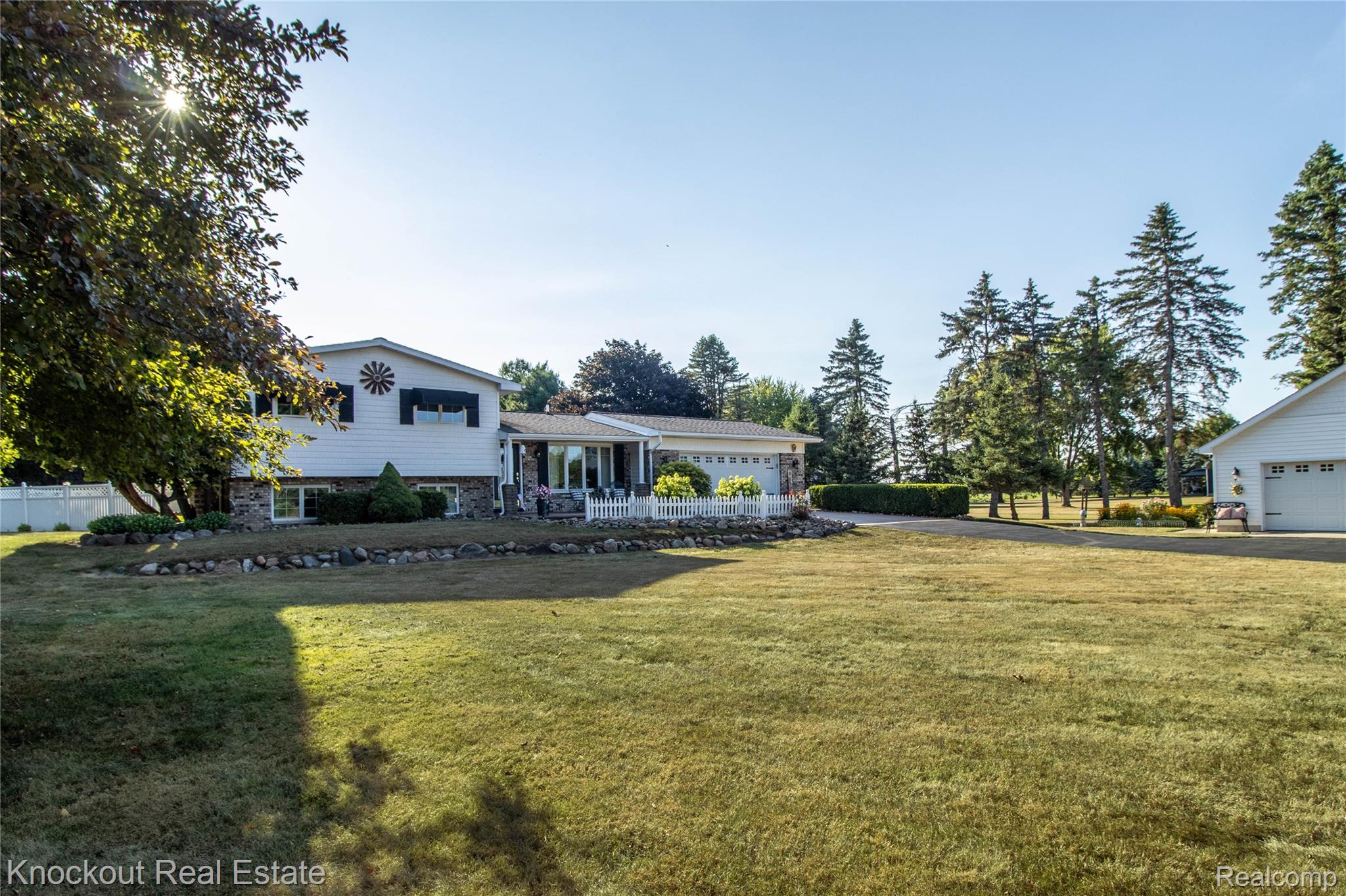 14720 Lincoln Road Chesaning, MI 48616 - Photo 57 of 60 IMG_9903.jpg