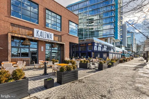 $359,900 | 800 4th Street Southwest, Unit N701, Washington, DC 20024