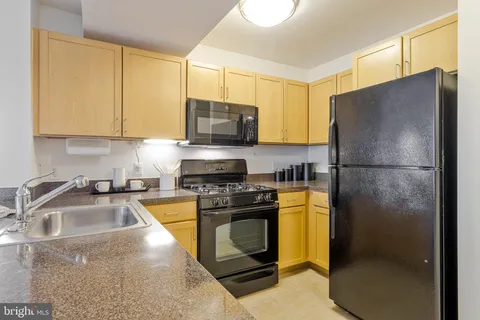 $359,900 | 800 4th Street Southwest, Unit N701, Washington, DC 20024