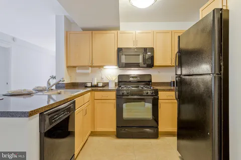 $359,900 | 800 4th Street Southwest, Unit N701, Washington, DC 20024