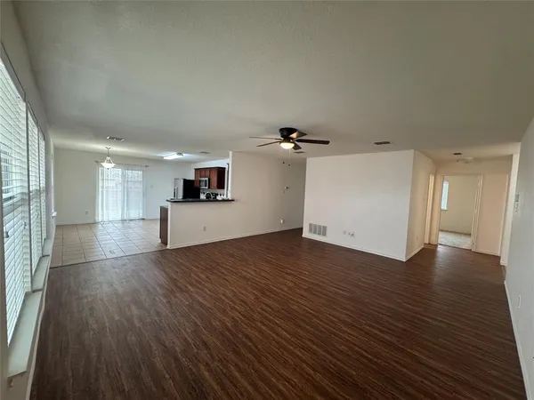 $1,800 | 2001 Natchez Drive, Forney, TX 75126