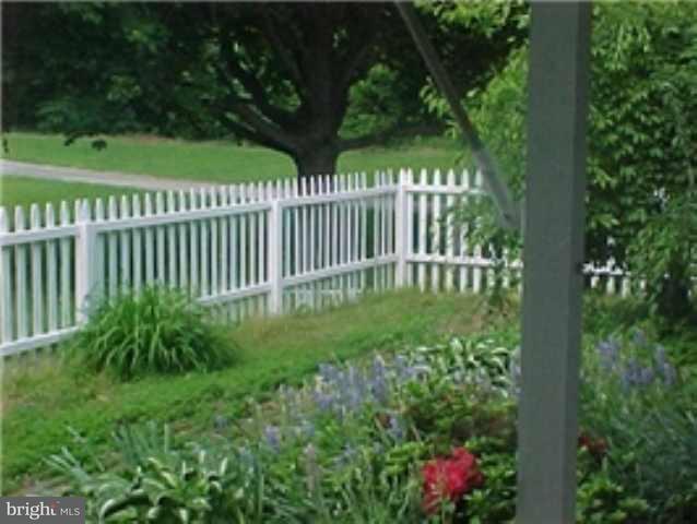 990 East Governor Road Hershey, PA 17033 - Photo 2 of 9 Gallery Image 2