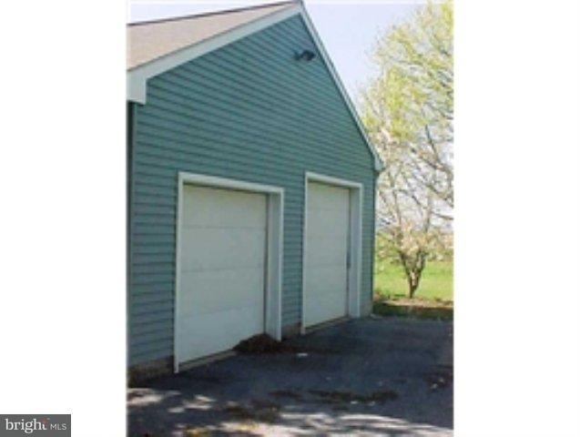 990 East Governor Road Hershey, PA 17033 - Photo 7 of 9 Gallery Image 7