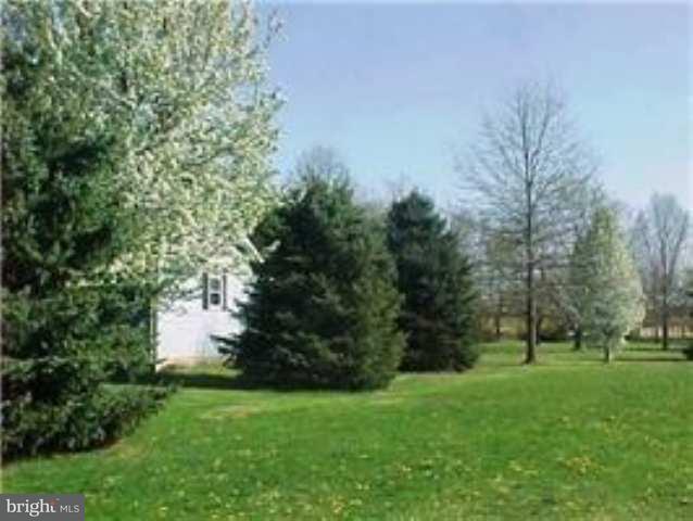 990 East Governor Road Hershey, PA 17033 - Photo 8 of 9 Gallery Image 8
