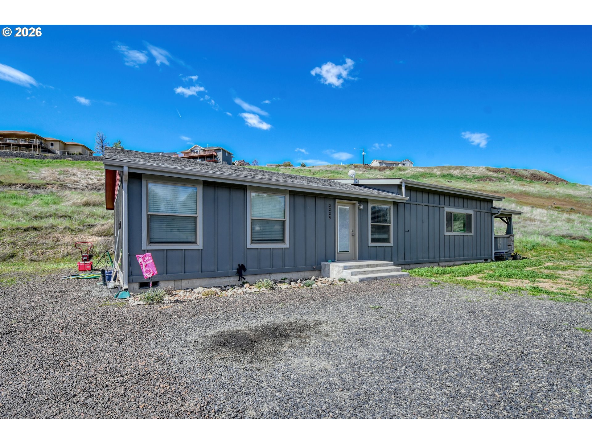 2221 Northwest Furnish Avenue Pendleton, OR 97801 - Photo 3 of 48