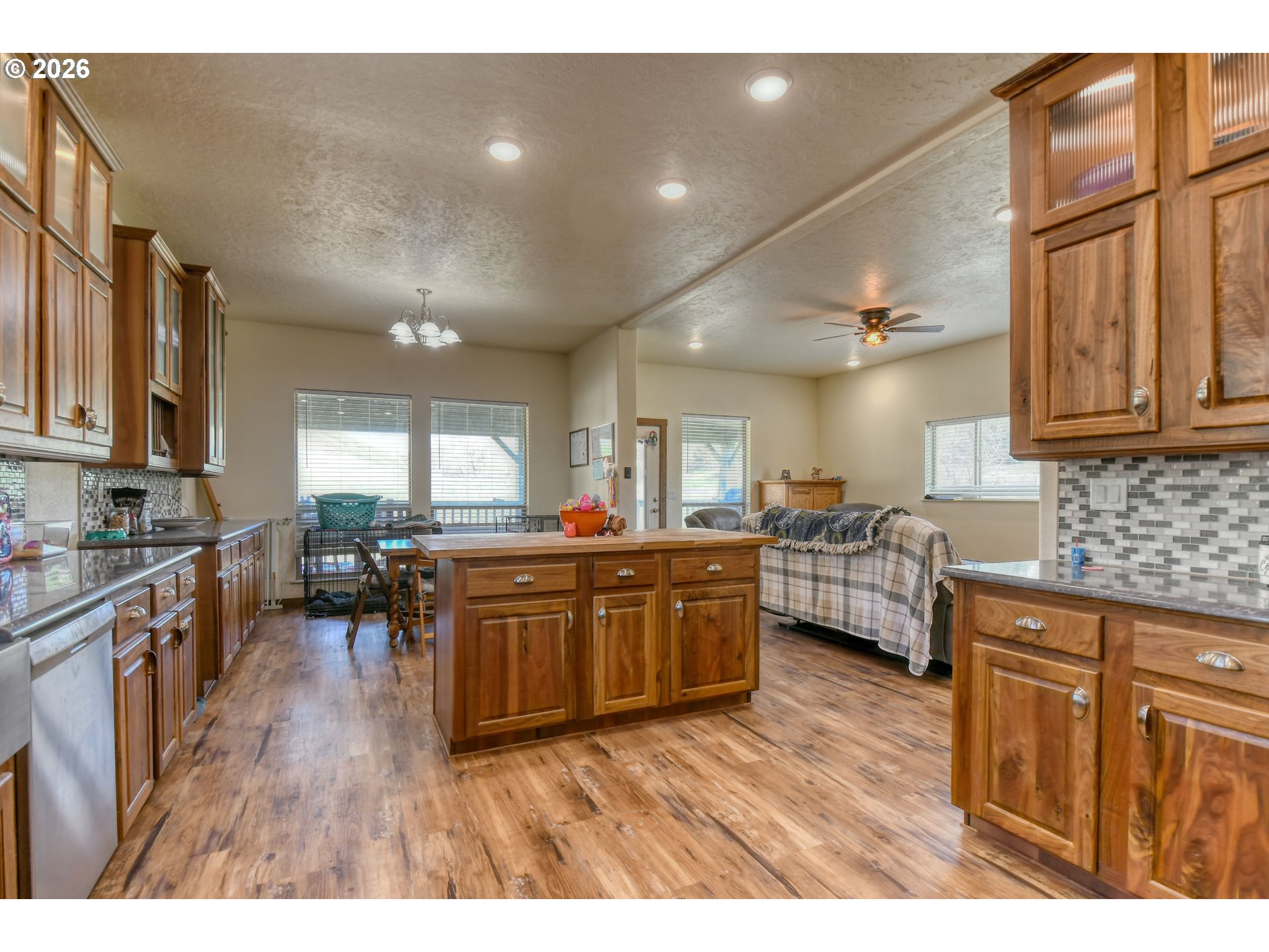 2221 Northwest Furnish Avenue Pendleton, OR 97801 - Photo 9 of 48