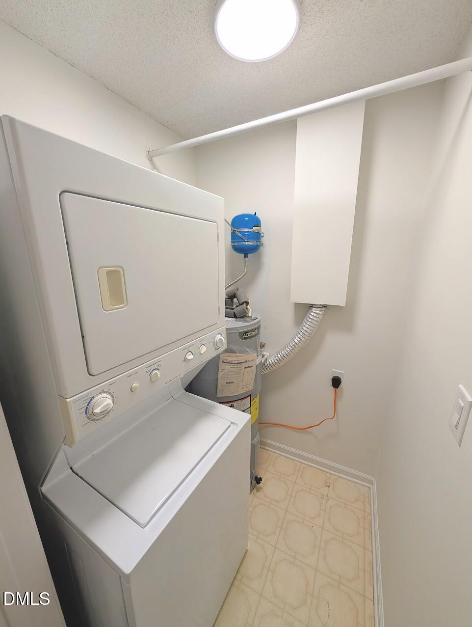 2020 Quaker Landing, Unit 103 Raleigh, NC 27603 - Photo 8 of 19 a bathroom with a sink and mirror