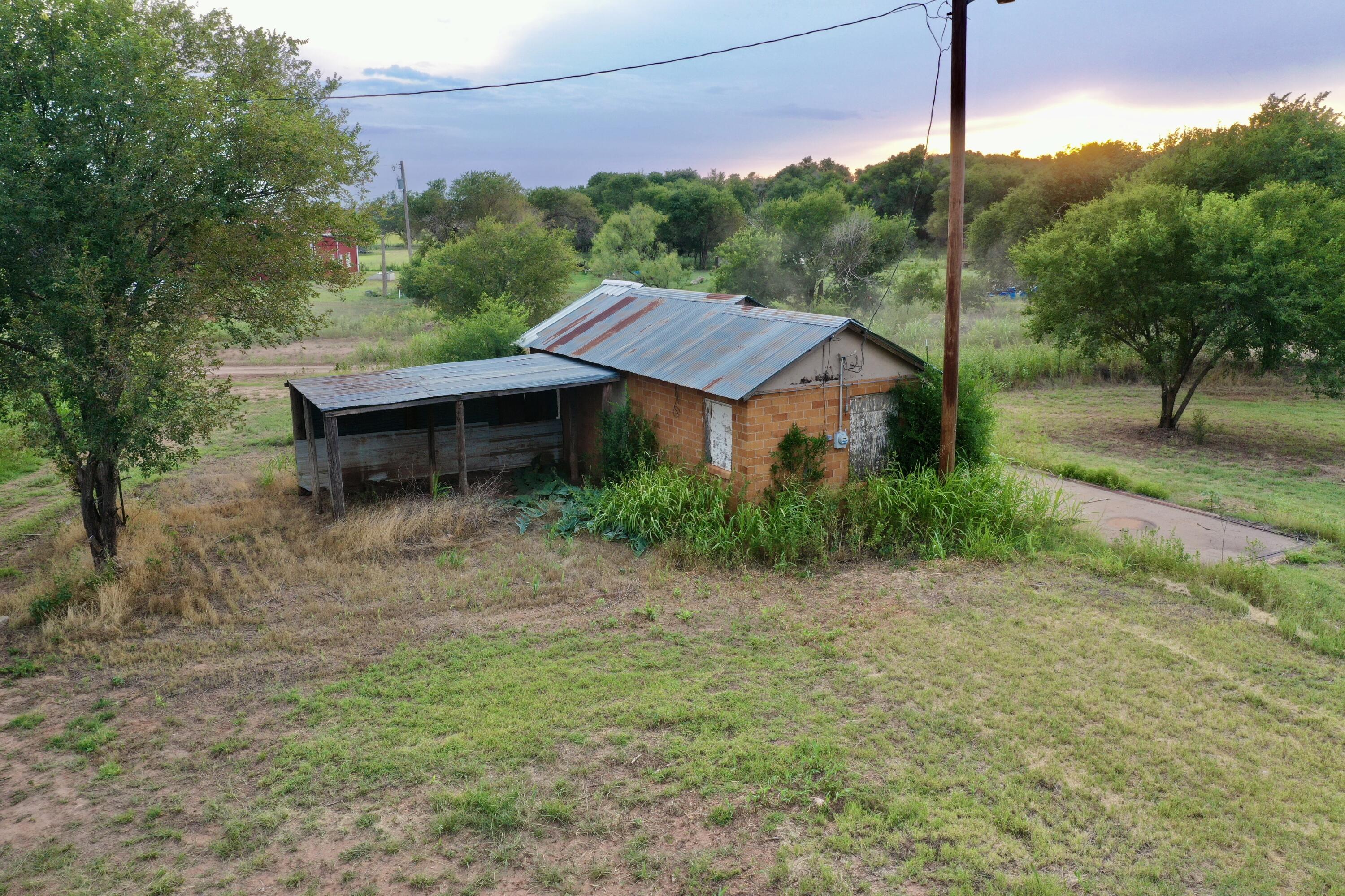 205 Childress Avenue Turkey, TX 79261 - Photo 11 of 18 DJI_0176