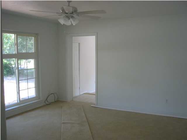 41 Ferry Road Northeast Fort Walton Beach, FL 32548 - Photo 3 of 8 Gallery Image 3