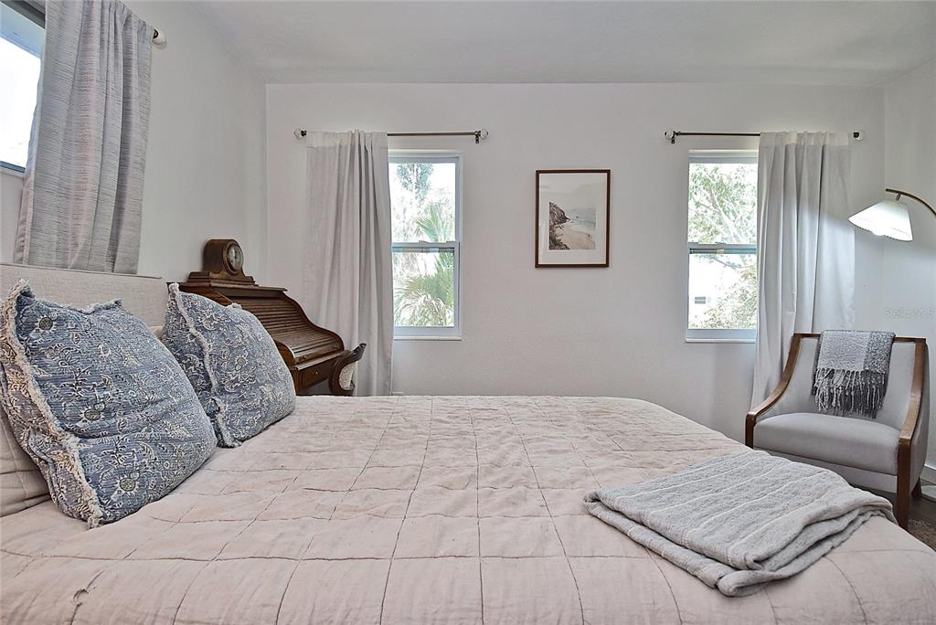 3340 Webber Street Sarasota, FL 34239 - Photo 21 of 32