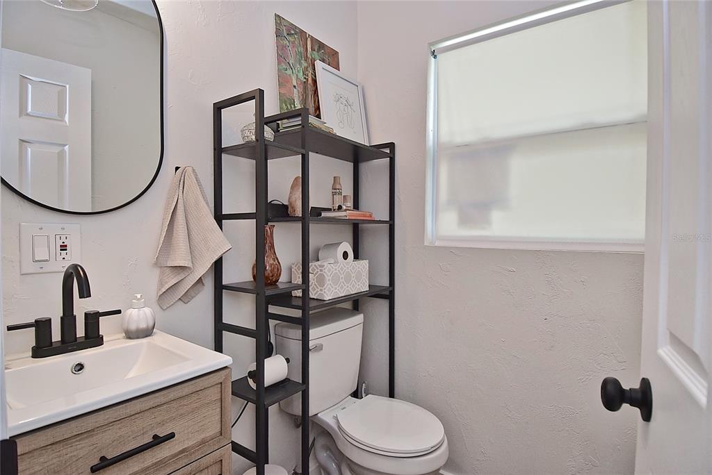3340 Webber Street Sarasota, FL 34239 - Photo 23 of 32
