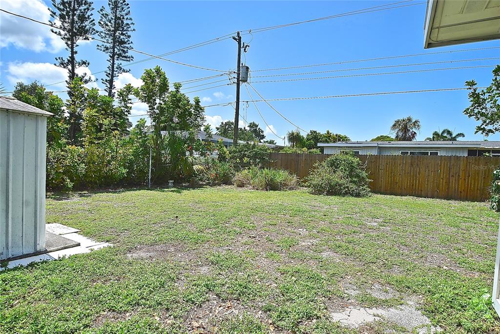 3340 Webber Street Sarasota, FL 34239 - Photo 26 of 32