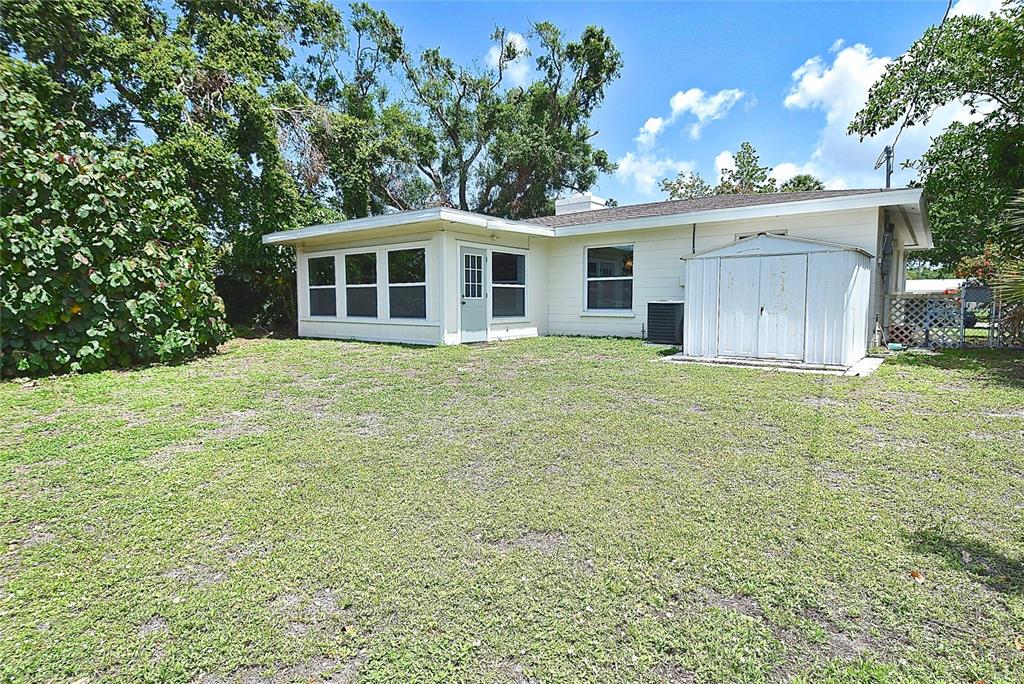 3340 Webber Street Sarasota, FL 34239 - Photo 29 of 32
