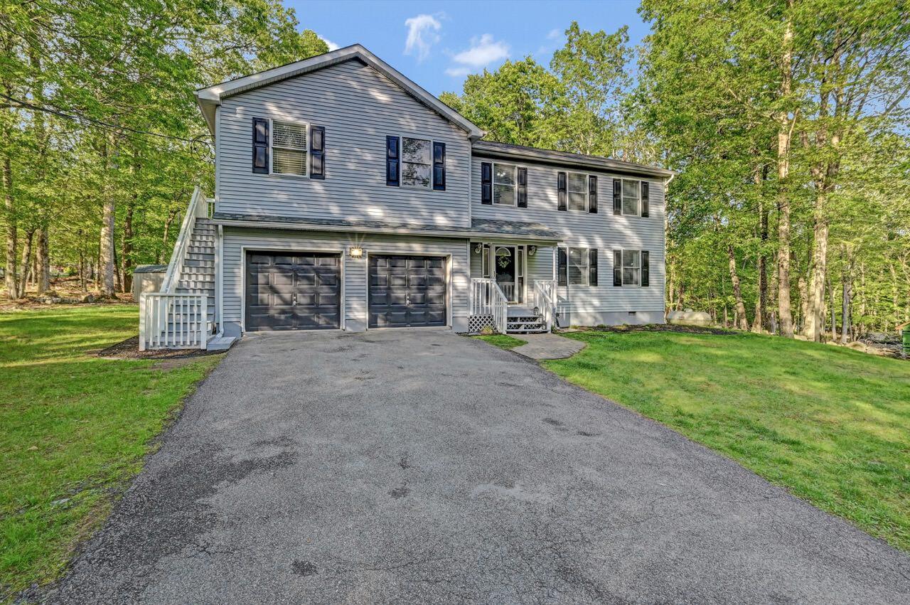 531 Chancellor Road East Stroudsburg, PA 18302 - Photo 2 of 61 House Front