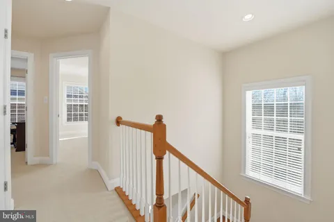 $999,990 | 8015 Reserve Way, Vienna, VA 22182
