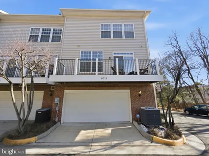 $999,990 | 8015 Reserve Way, Vienna, VA 22182