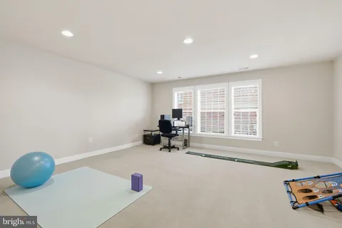 $999,990 | 8015 Reserve Way, Vienna, VA 22182