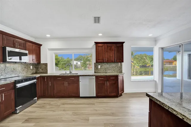 $625,000 | 8649 Long Acre Drive, Miramar, FL 33025