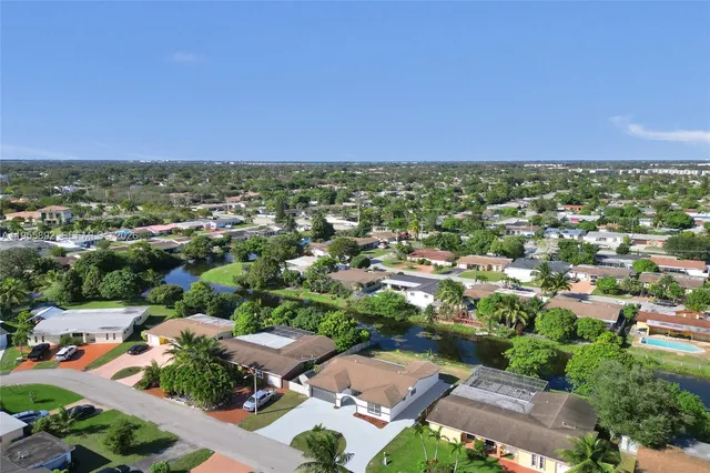 $625,000 | 8649 Long Acre Drive, Miramar, FL 33025