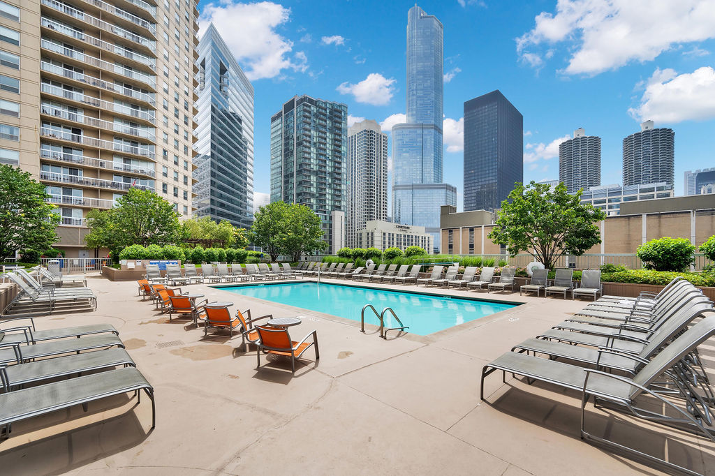 545 North Dearborn Street, Unit W2804 Chicago, IL 60654 - Photo 19 of 47