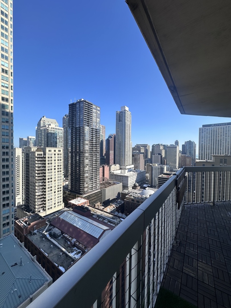 545 North Dearborn Street, Unit W2804 Chicago, IL 60654 - Photo 44 of 47