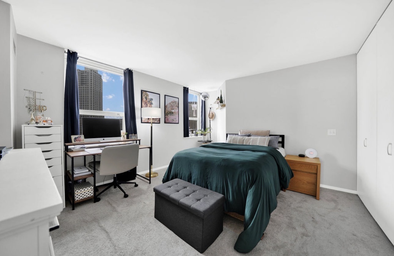 545 North Dearborn Street, Unit W2804 Chicago, IL 60654 - Photo 10 of 47