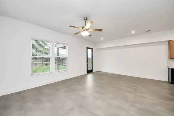 $279,999 | 954 Junell Street, Unit A, Houston, TX 77088