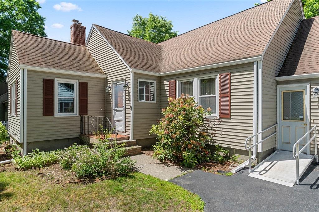 27 Kinnicutt Road Worcester, MA 01602 - Photo 37 of 38