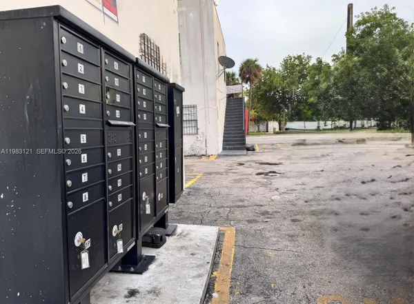 $1,300 | 1601 Northwest 62nd Street, Unit 6, Miami, FL 33147