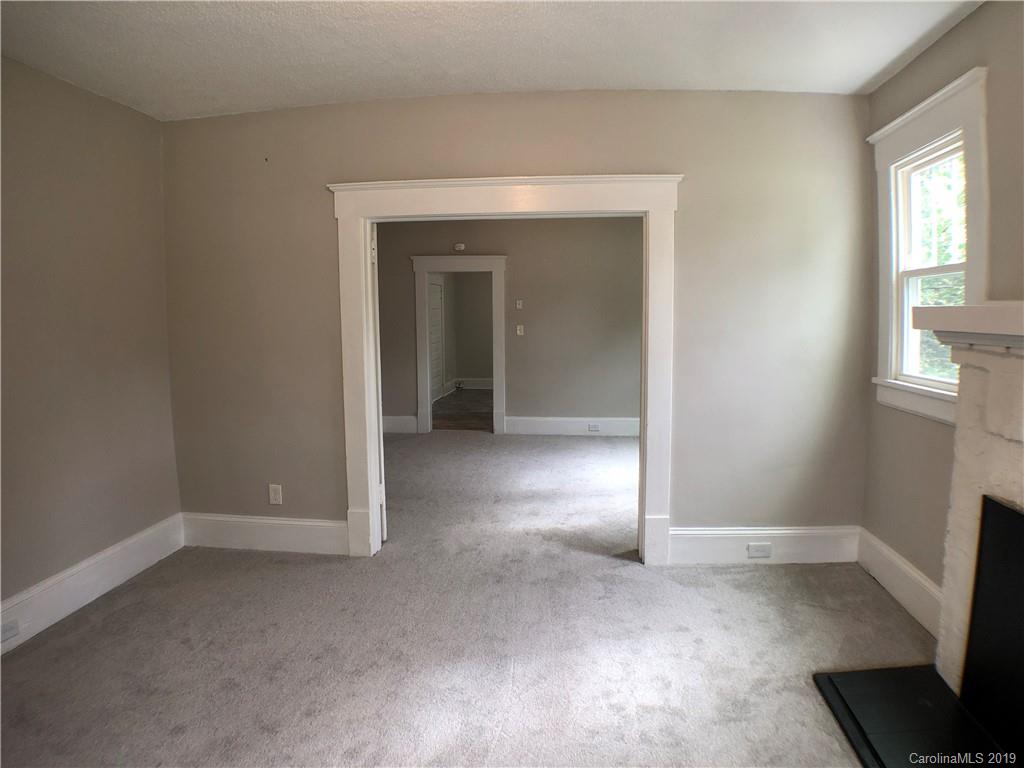 4604 Hovis Road Charlotte, NC 28208 - Photo 9 of 19