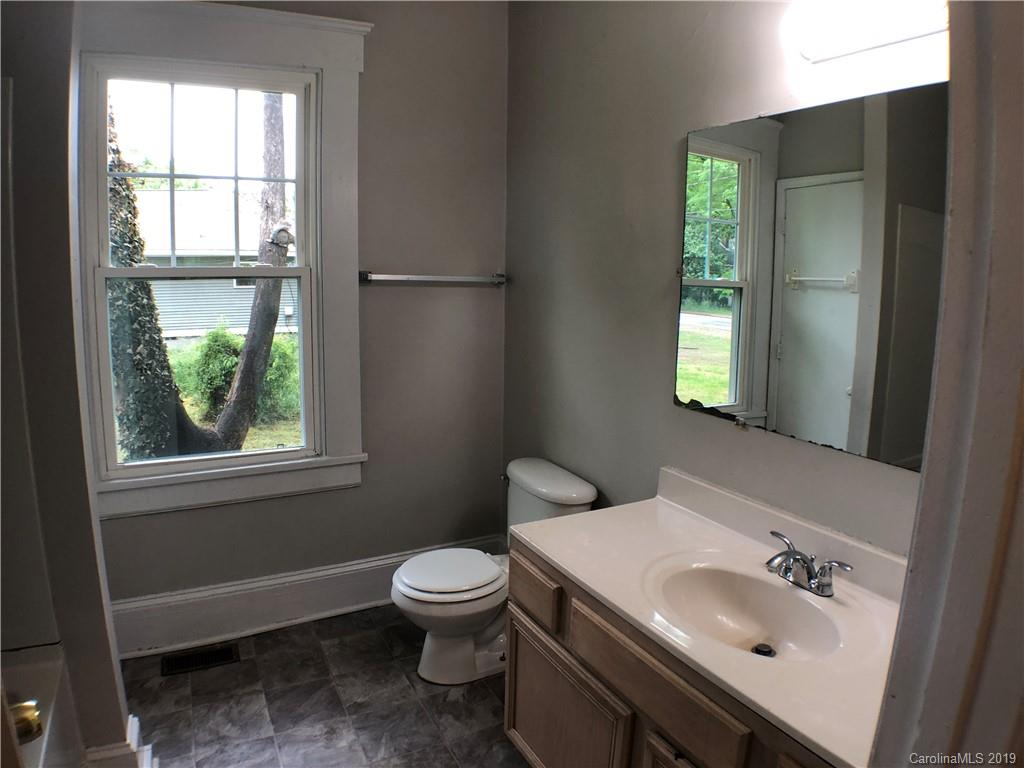 4604 Hovis Road Charlotte, NC 28208 - Photo 10 of 19