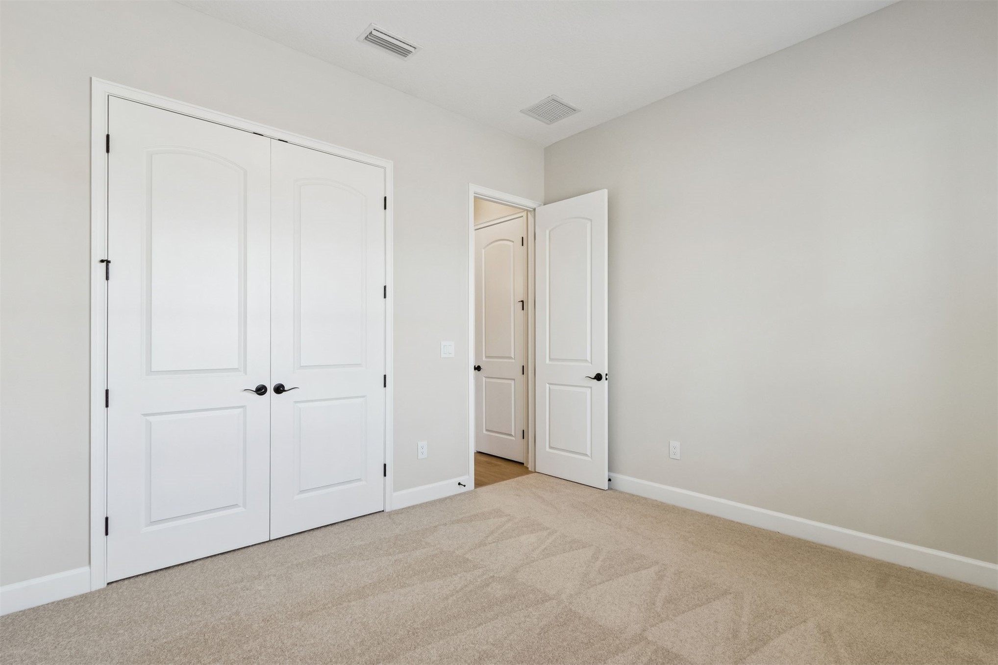 85228 Sandy Rdg Loop Yulee, FL 32097 - Photo 18 of 24 a view of an empty room