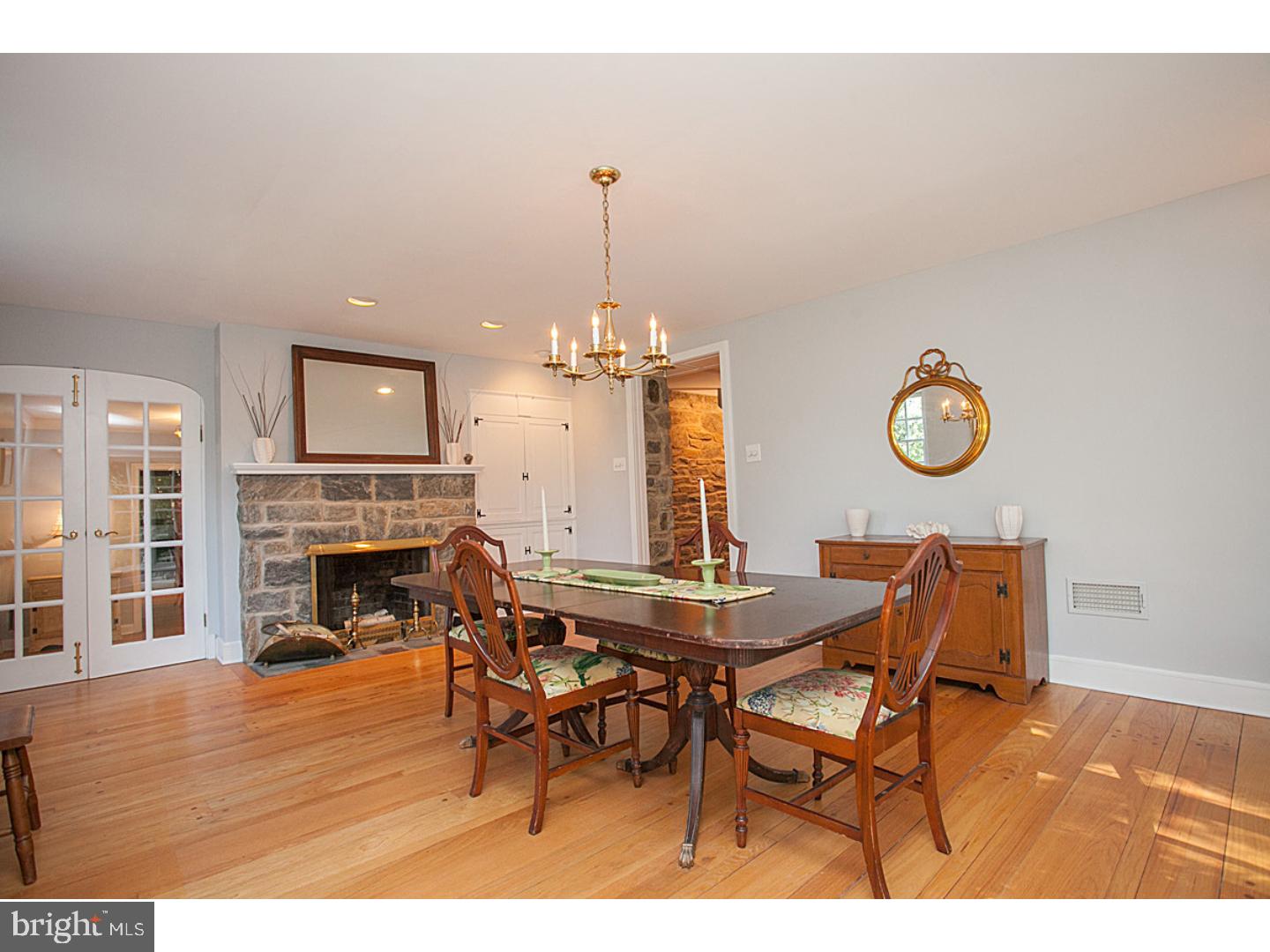1387 Gilbert Road Abington, PA 19046 - Photo 4 of 25