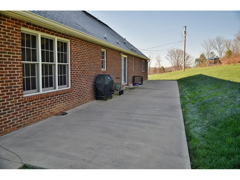 2179 Dave Buck Road Johnson City, TN 37601 - Photo 36 of 36 Photo 36