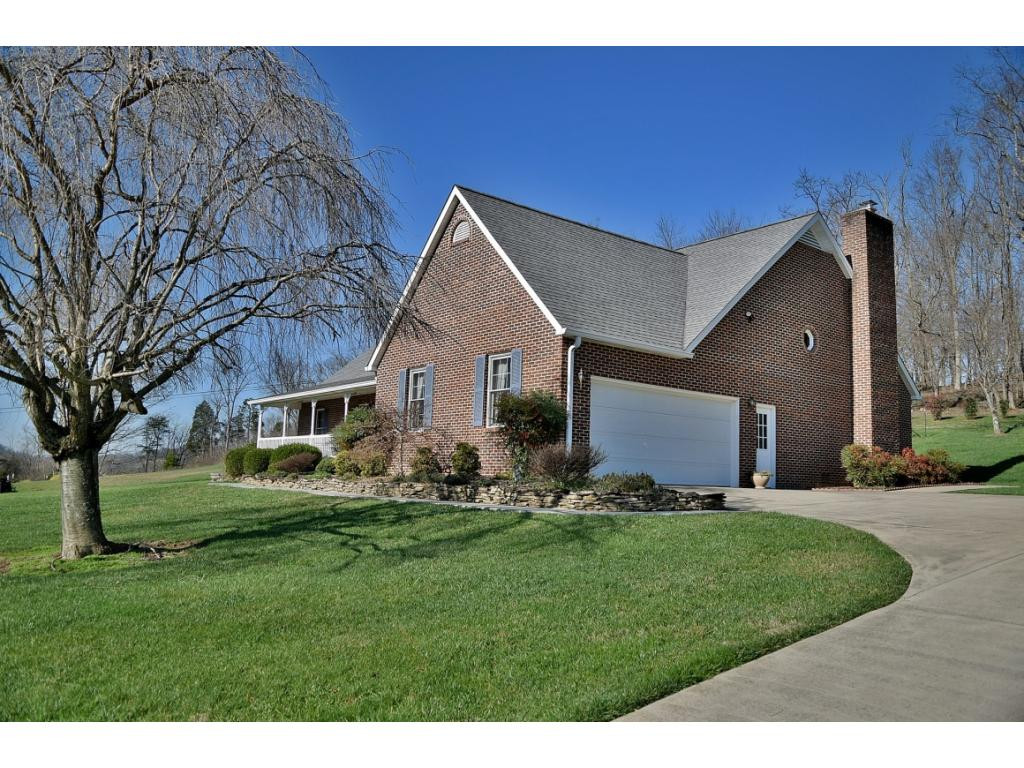2179 Dave Buck Road Johnson City, TN 37601 - Photo 5 of 36 Photo 5