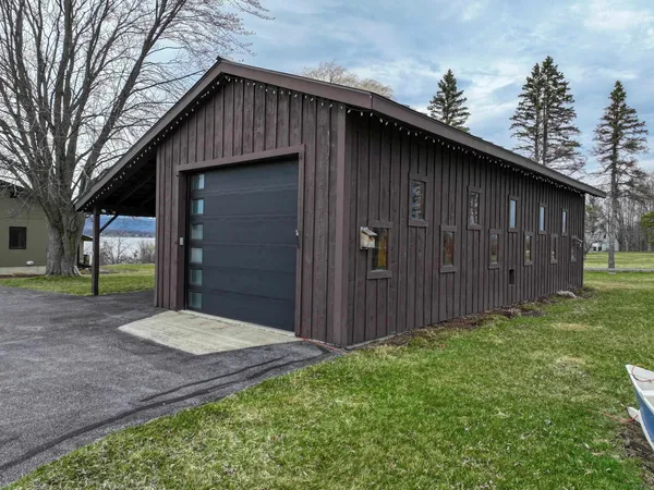 $865,000 | 1842 Lake Street, Bridport, VT 05734